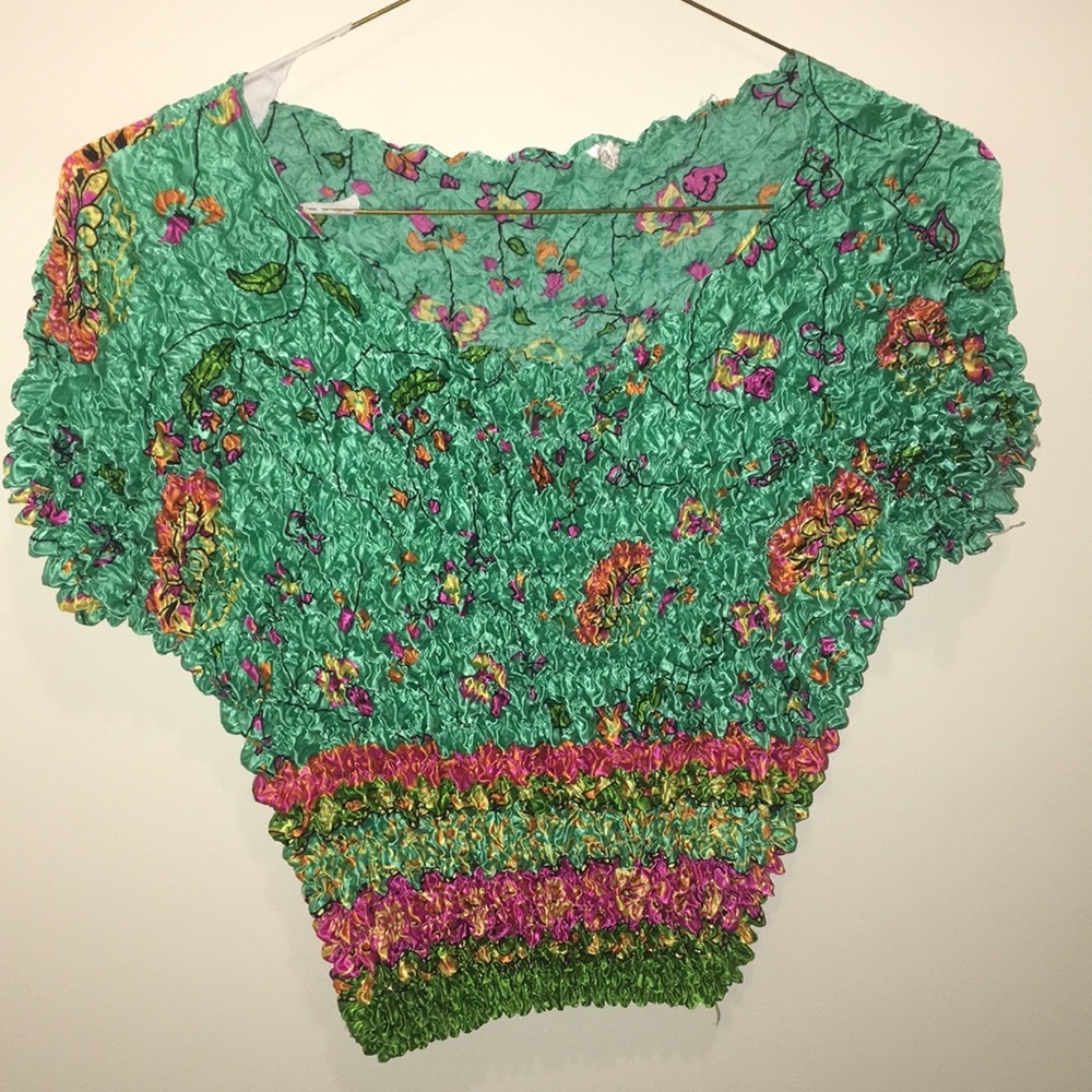 Short sleeve floral crop top S/M